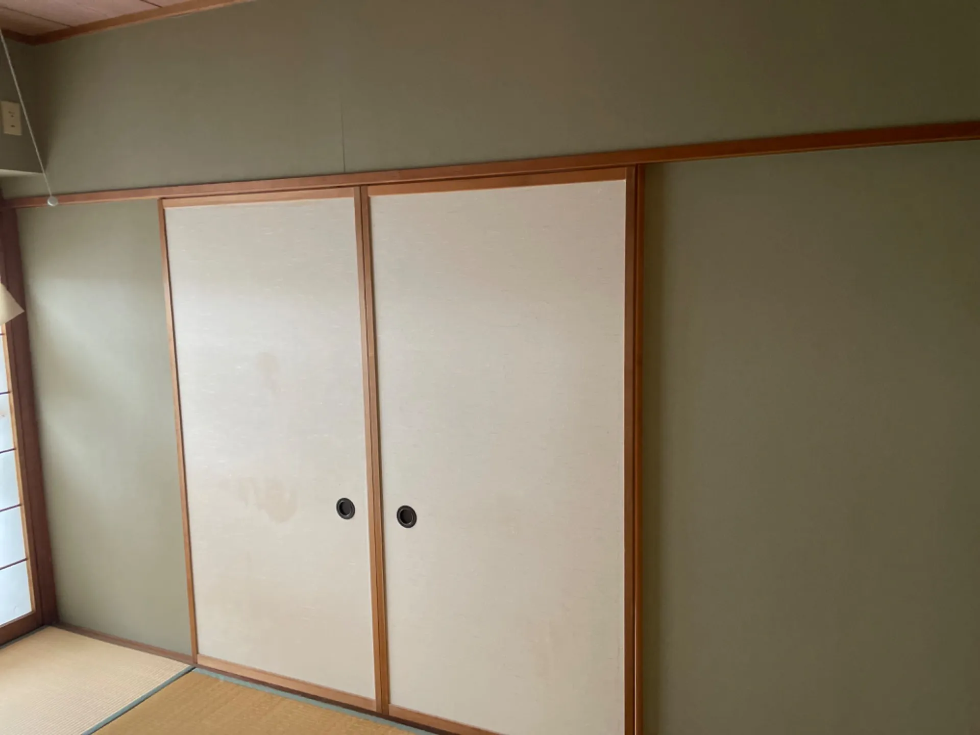 襖張り替え・施工前。
